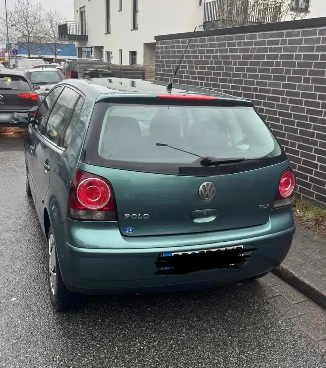 Gebraucht VW Polo 80 PS (58 kW) 2005 Grün Kleinwagen