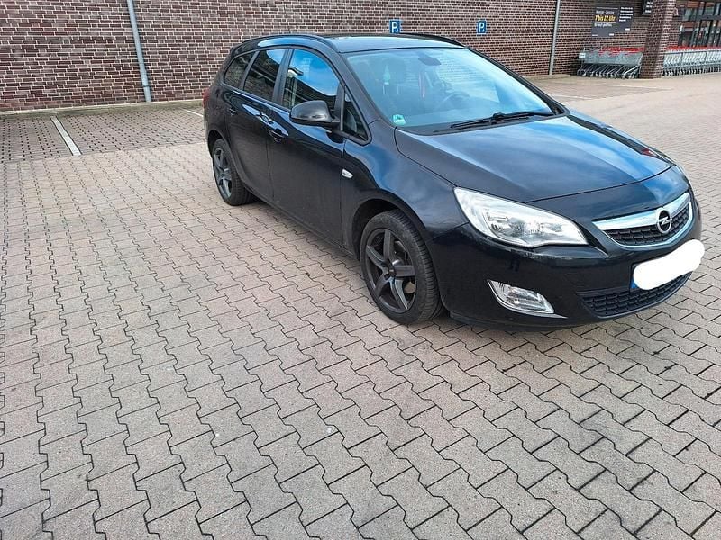 Gebraucht Opel Astra 160 PS (117 kW) 2011 Schwarz Kombi