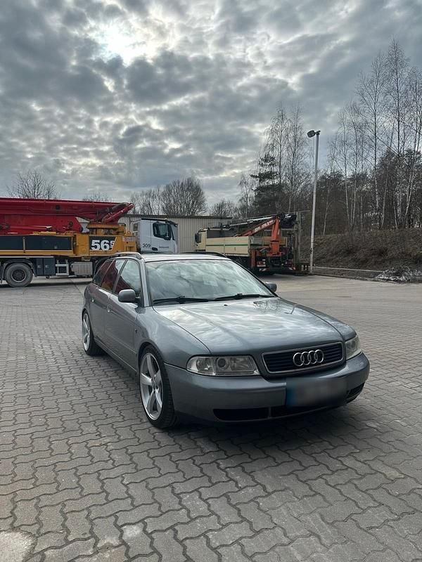 Gebraucht Audi A4 125 PS (91 kW) 1998 Kombi