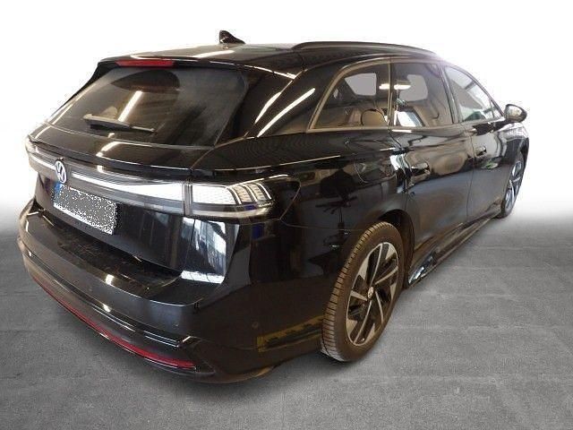 Gebraucht VW ID.7 Pro 210 kW (286 PS) 2025 Grenadillschwarz metallic Kombi