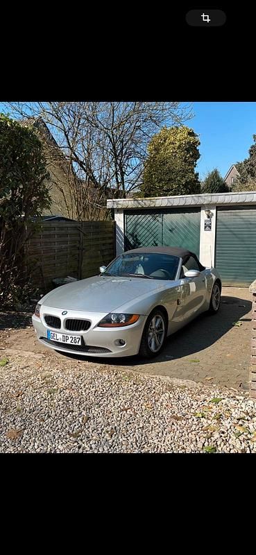 Silber Gebraucht 2003 BMW Z4 Cabrio | 8.900 € (Superpreis) - Bild 1/1