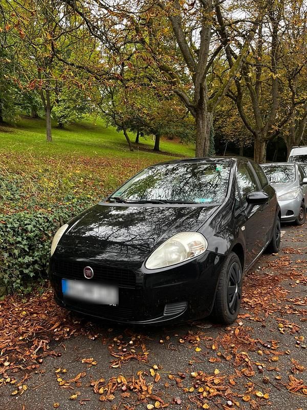 Schwarz Gebraucht 2009 Fiat Grande Punto Kleinwagen | 2.200 € (Fairer Preis) - Bild 1/4