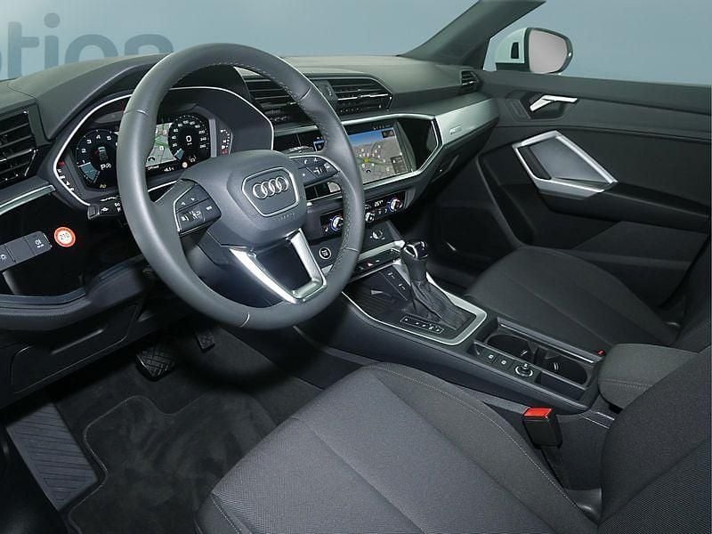 Gebraucht Audi Q3 150 PS (110 kW) 2025 Weiß SUV