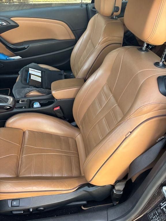 Gebraucht Opel Cascada Innovation 170 PS (125 kW) 2015 Braun Cabrio