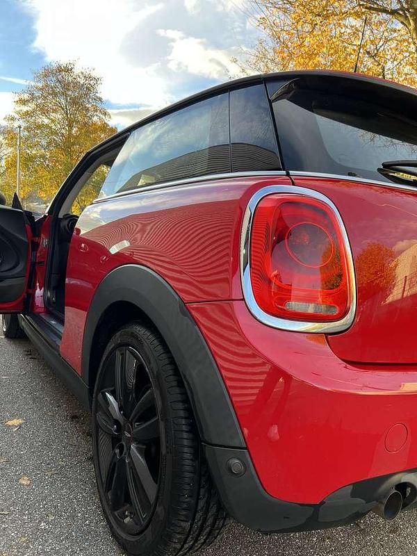 Gebraucht Mini ONE 102 PS (75 kW) 2018 Rot Kleinwagen