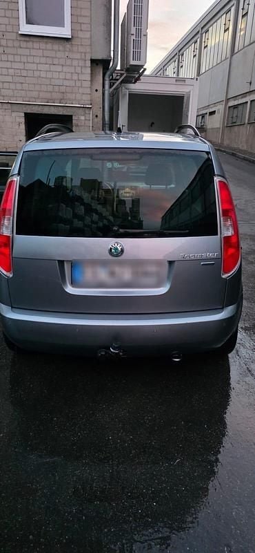 Gebraucht Skoda Roomster 86 PS (63 kW) 2013 Blau Van / Kleinbus
