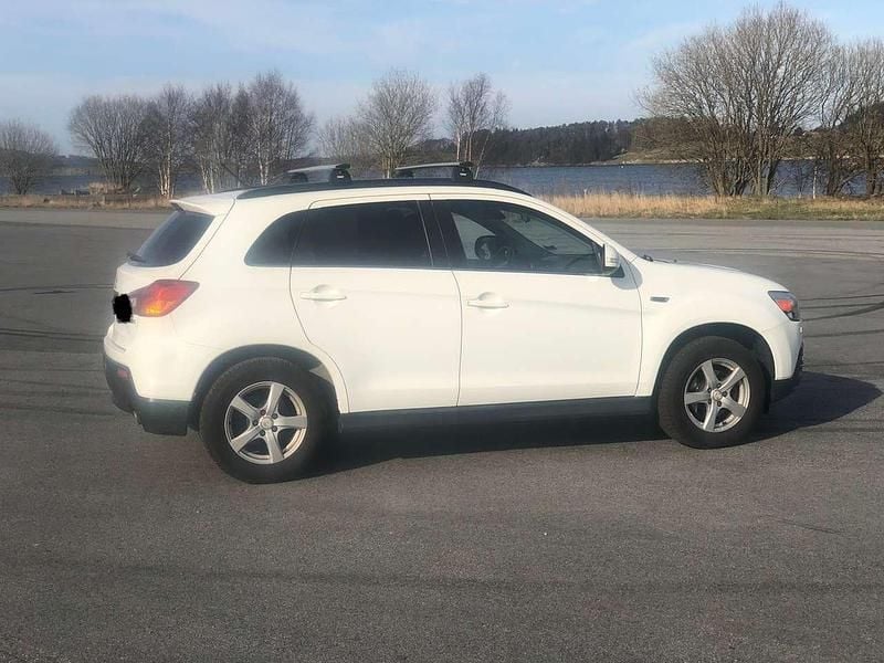 Gebraucht Mitsubishi ASX Inform 116 PS (85 kW) 2011 Weiß SUV