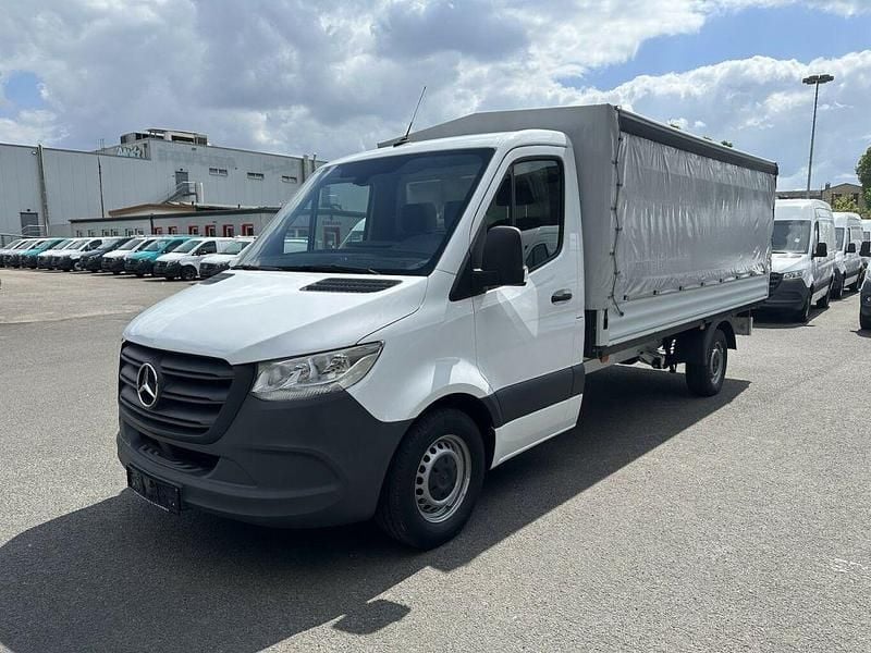 Gebraucht Mercedes Sprinter 143 PS (105 kW) 2020 Arktikweiss Van