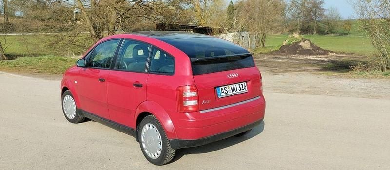 Gebraucht Audi A2 75 PS (55 kW) 2002 Rot Kleinwagen