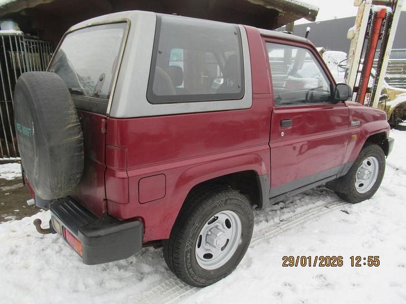 Gebraucht Daihatsu Feroza 95 PS (69 kW) 1996 Rot SUV