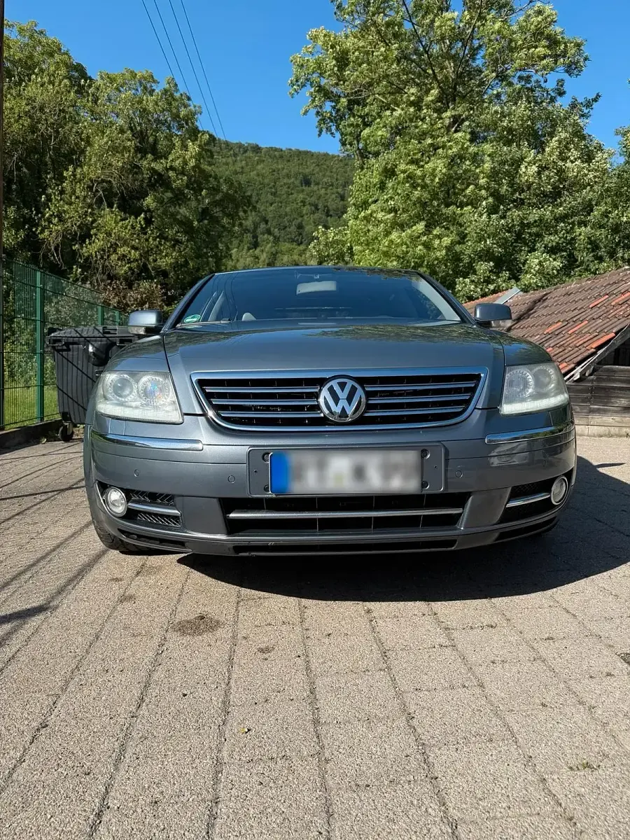 Gebraucht VW Phaeton 239 PS (175 kW) 2008 Grau Limousine