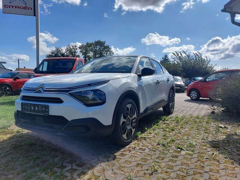 Polar weiß Gebraucht 2023 Citroën C4 Feel Limousine | 19.950 € (Fairer Preis) - Bild 1/4