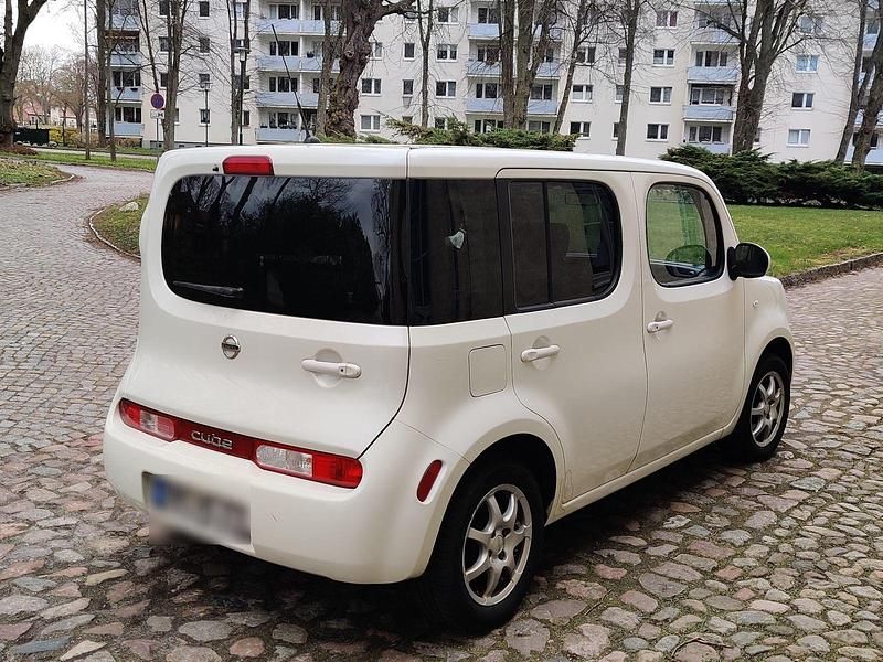 Second-hand Nissan Cube 110 CP (80 kW) 2010 Alb Break