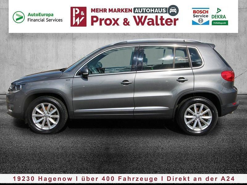 Gebraucht VW Tiguan LOUNGE 150 PS (110 kW) 2015 Grau SUV