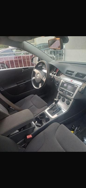 Gebraucht VW Passat 145 PS (106 kW) 2007 Schwarz Kombi