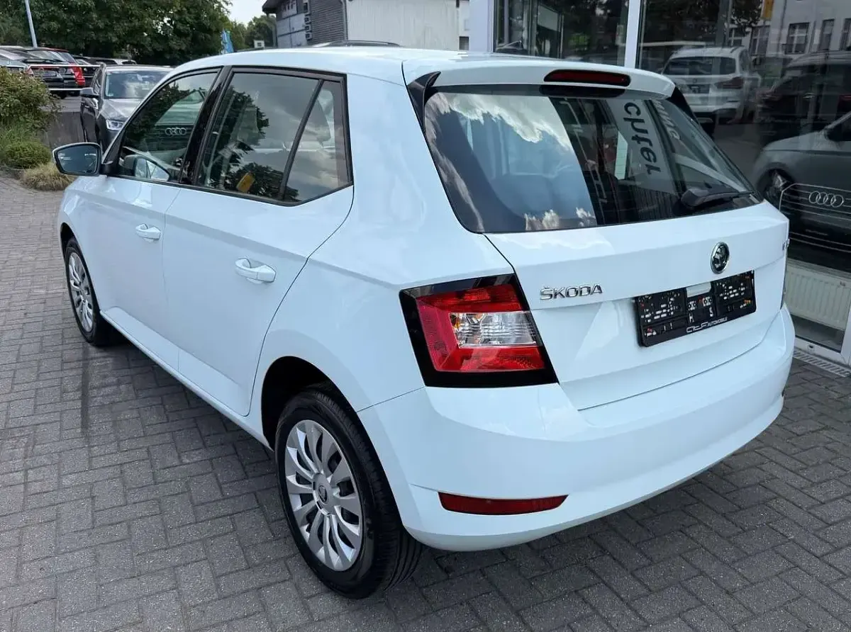 Gebraucht Skoda Fabia Cool Plus 60 PS (44 kW) 2019 Bila laser/laser white Kleinwagen