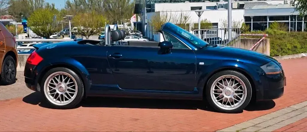 Gebraucht Audi TT Roadster 180 PS (132 kW) 2004 Blau Cabrio