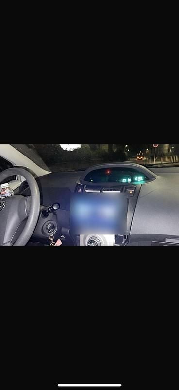 Gebraucht Toyota Yaris 69 PS (50 kW) 2007 Grau Kleinwagen