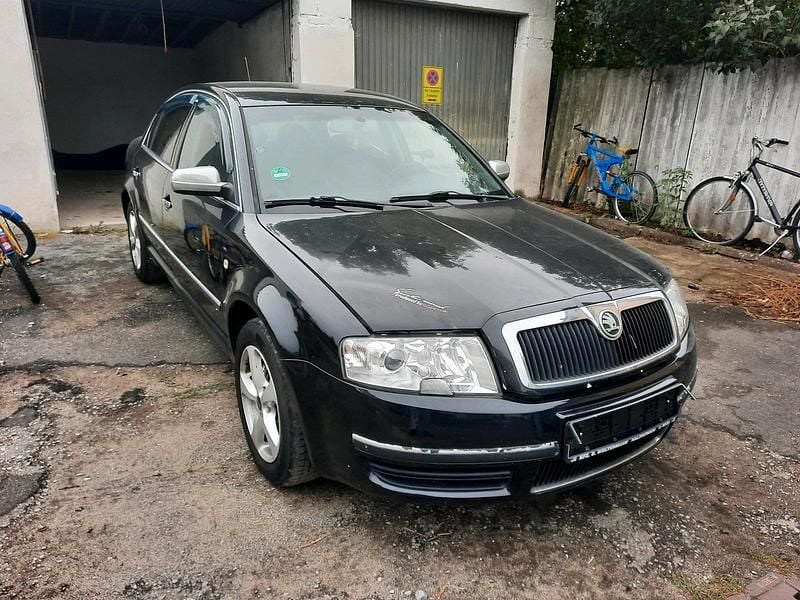 Gebraucht Skoda Superb 131 PS (96 kW) 2005 Schwarz Limousine
