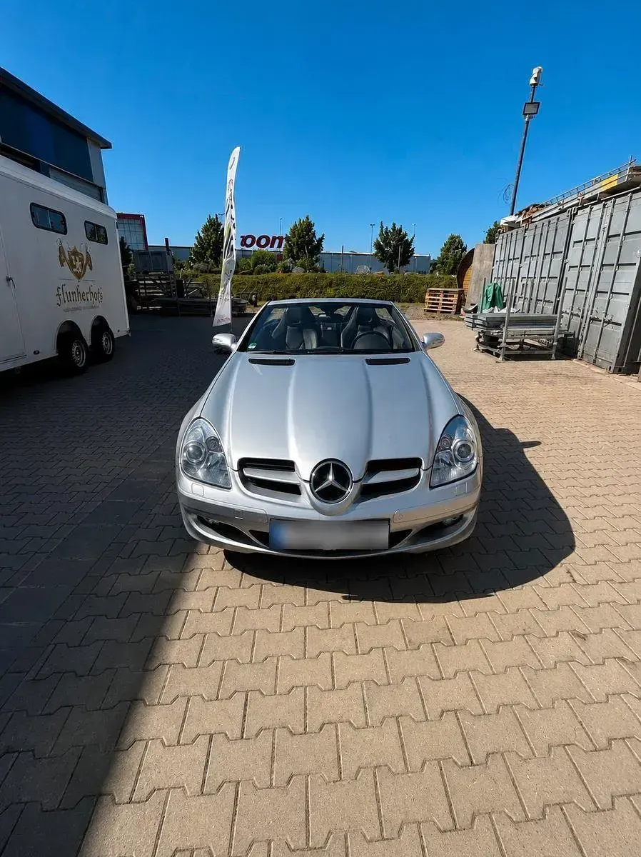 Gebraucht Mercedes SLK200 75 PS (55 kW) 2008 Silber Cabrio