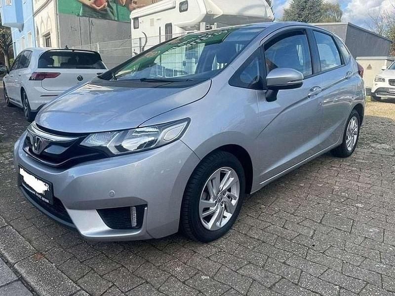 Gebraucht Honda Jazz Comfort 102 PS (75 kW) 2015 Grau Kleinwagen