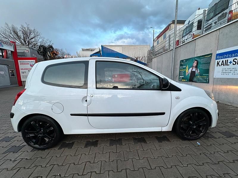 Gebraucht Renault Twingo 75 PS (55 kW) 2008 Weiß Kleinwagen