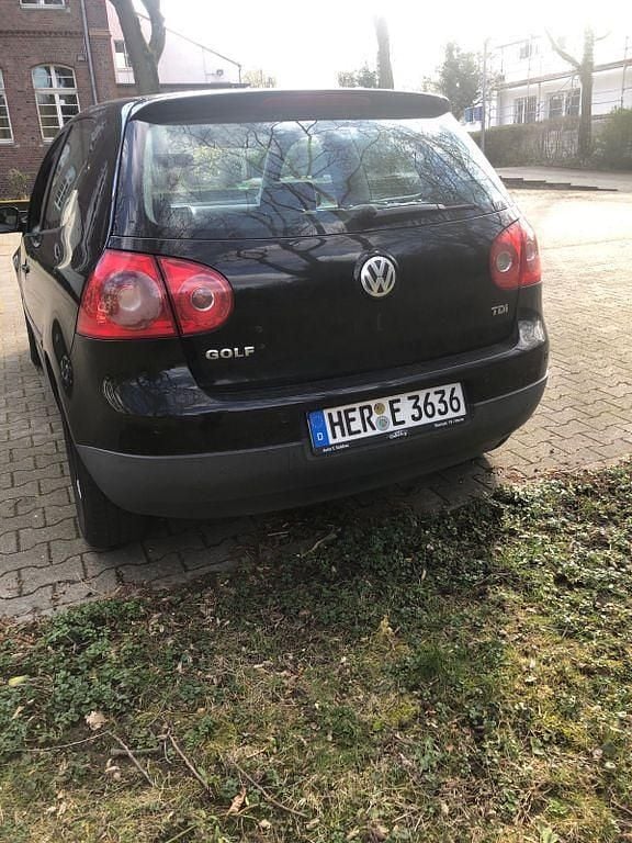 Gebraucht VW Golf IV 105 PS (77 kW) 2005 Schwarz Limousine