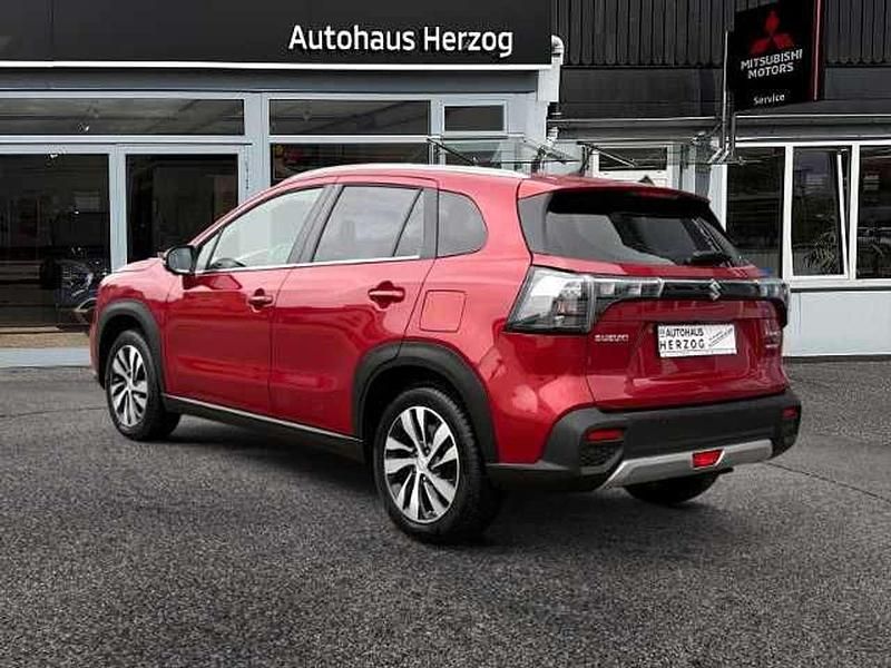 Gebraucht Suzuki SX4 Comfort+ 129 PS (94 kW) 2023 Rot SUV