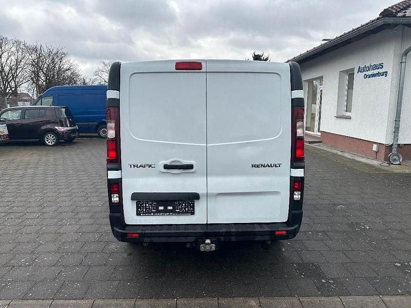 Gebraucht Renault Trafic Komfort 120 PS (88 kW) 2021 Weiß Van / Kleinbus