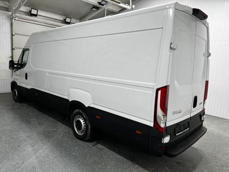 Gebraucht Iveco Daily 156 PS (114 kW) 2023 Bianco ic 194 Van
