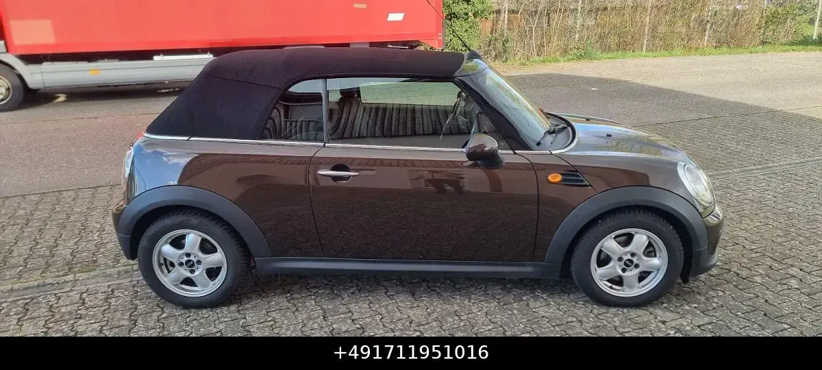 Käytetty Mini Cooper Cabriolet 122 HP (89 kW) 2011 Ruskea Avoauto