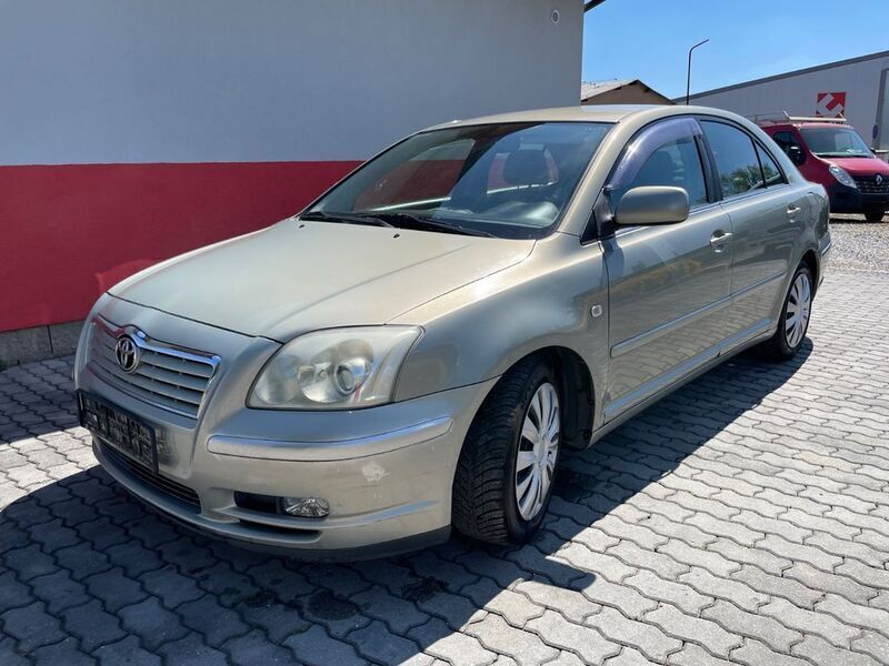 Gebraucht Toyota Avensis Sol 129 PS (94 kW) 2005 Silber Limousine
