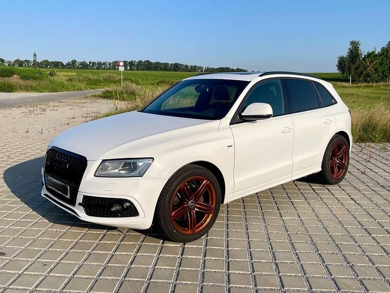 Weiß Gebraucht 2013 Audi Q5 Ambiente SUV | 11.000 € (Superpreis) - Bild 1/4