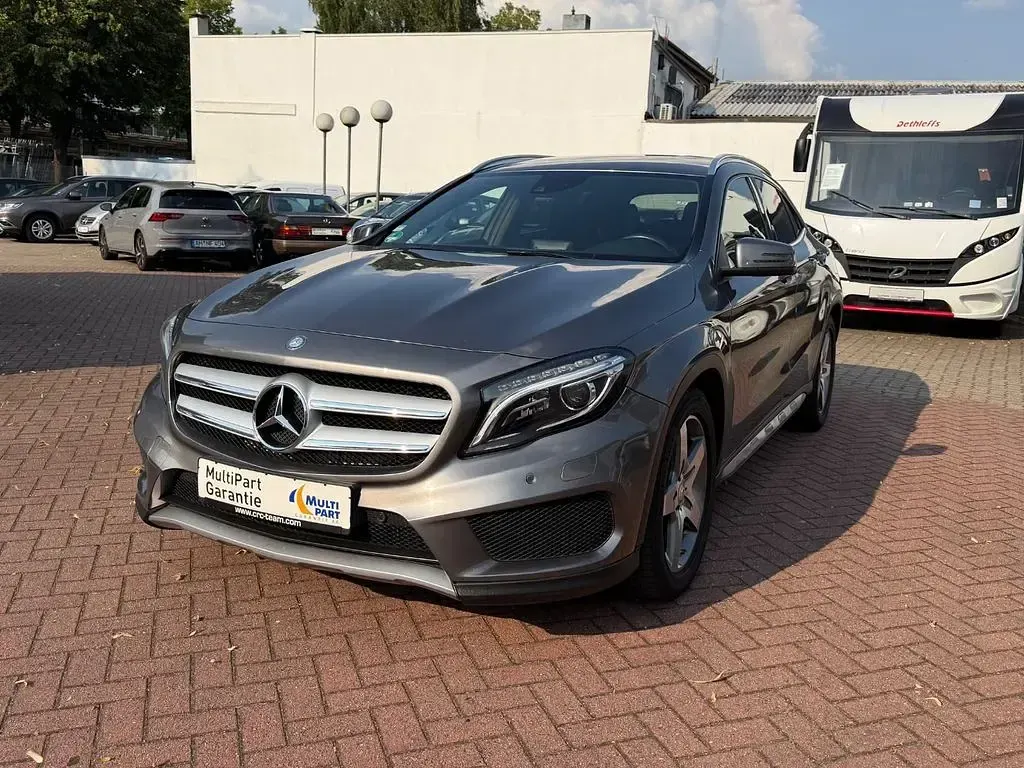 Gebraucht Mercedes GLA250 AMG line 211 PS (155 kW) 2014 Grau SUV
