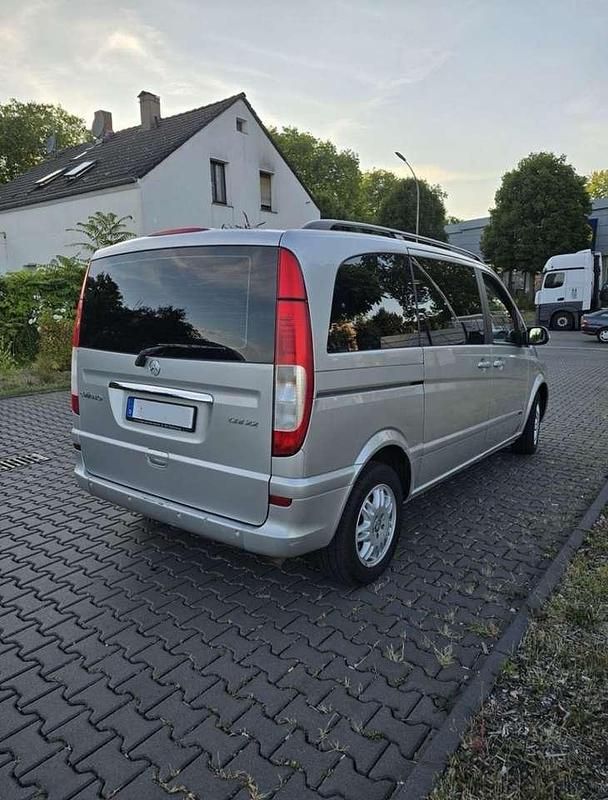 Gebraucht Mercedes Viano 227 PS (166 kW) 2008 Silber Van / Kleinbus