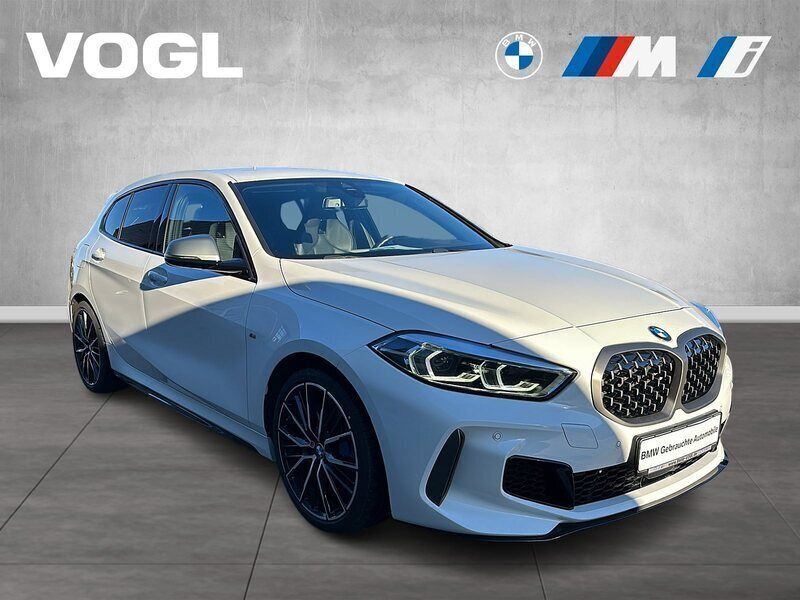 Gebraucht BMW M135 Performance 306 PS (225 kW) 2021 Alpinweiß uni Kleinwagen