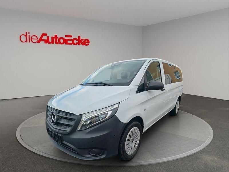 Weiß Gebraucht 2021 Mercedes Vito Edition Van | 33.800 € (Fairer Preis) - Bild 1/4