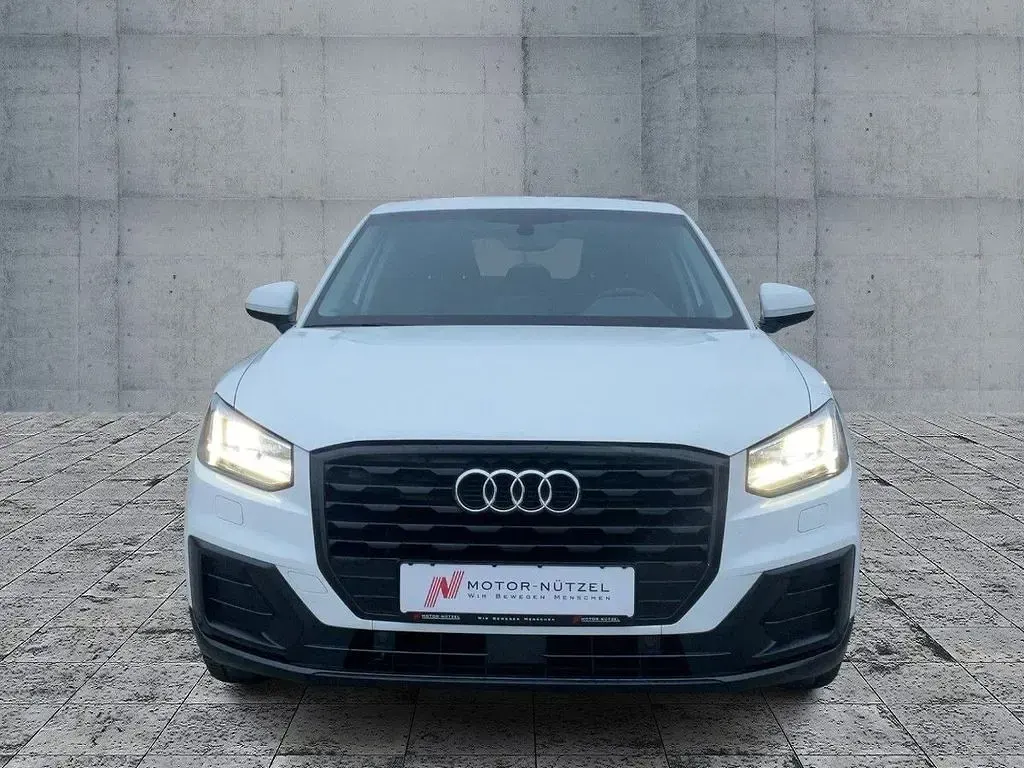 Gebraucht Audi Q2 Sport 150 PS (110 kW) 2020 Weiß SUV