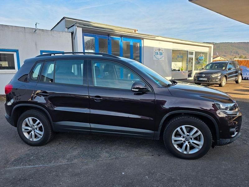 Gebraucht VW Tiguan Trendline 160 PS (117 kW) 2014 Schwarz SUV