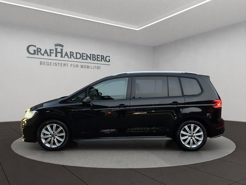Gebraucht VW Touran R-line 150 PS (110 kW) 2025 Schwarz Van / Kleinbus