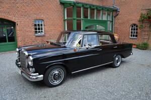 Gebraucht Mercedes 190 80 PS (58 kW) 1964 Schwarz Limousine