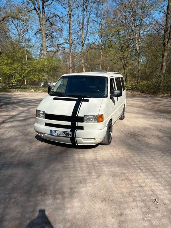 Weiß Gebraucht 2002 VW T4 Van | 8.000 € (Etwas zu teuer) - Bild 1/4