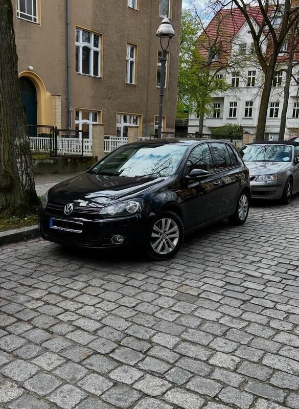 Schwarz Gebraucht 2012 VW Golf VII Style Limousine | 4.500 € (Superpreis) - Bild 1/4