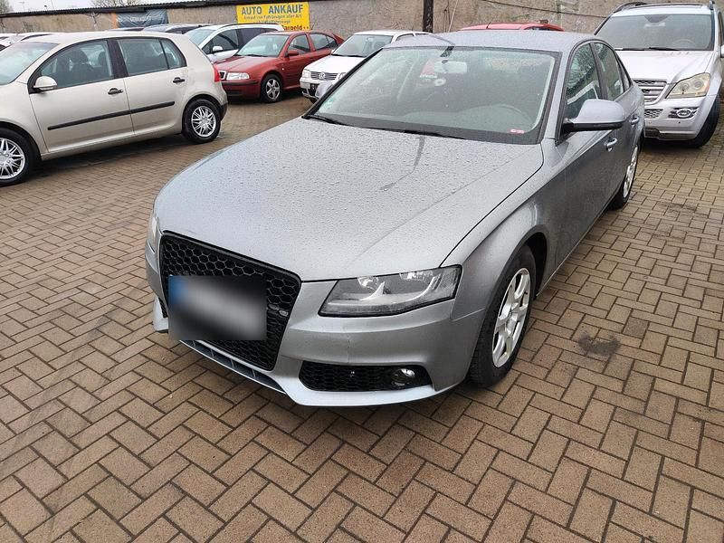 Gebraucht Audi A4 170 PS (125 kW) 2010 Grau Limousine