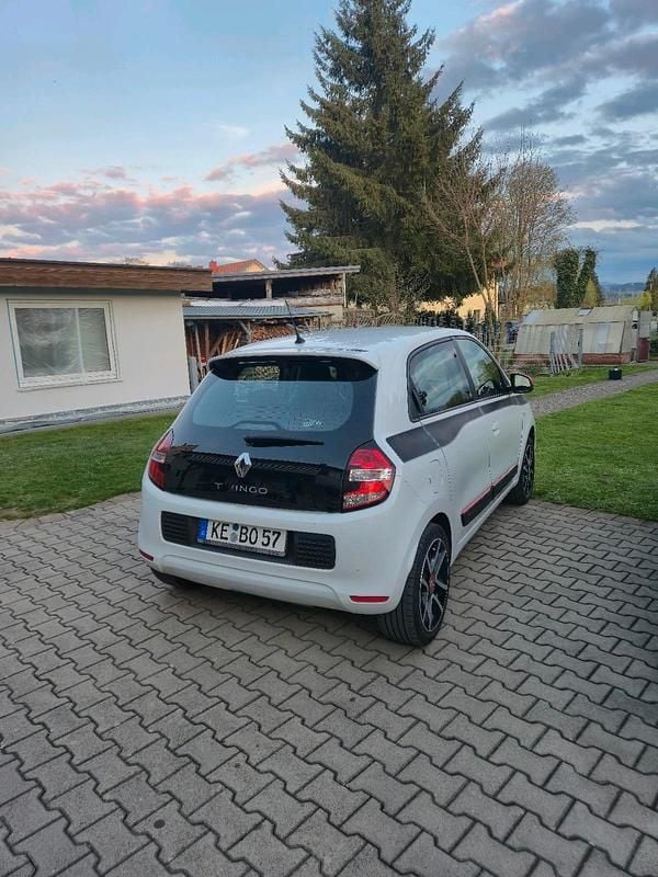 Gebraucht Renault Twingo 90 PS (66 kW) 2016 Weiß Kleinwagen
