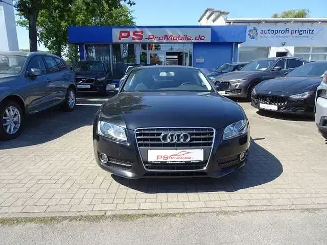 Gebraucht Audi A5 Sport 160 PS (117 kW) 2011 Schwarz Coupé