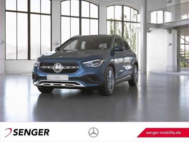 Blau Gebraucht 2020 Mercedes GLA250 SUV | 30.850 € (Fairer Preis) - Bild 1/4