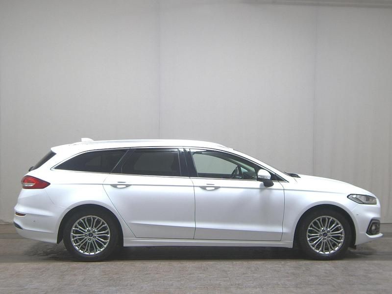 Gebraucht Ford Mondeo Titanium 150 PS (110 kW) 2021 Weiss Kombi