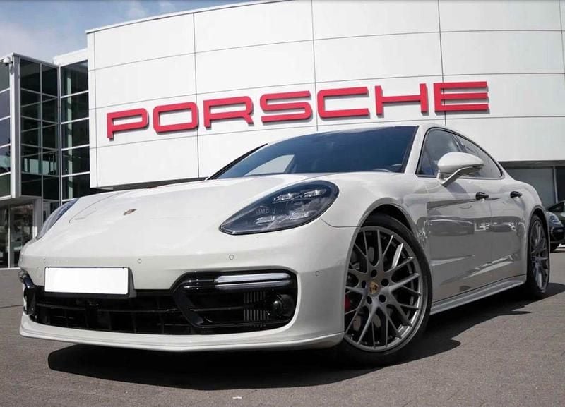 Grau Gebraucht 2018 Porsche Panamera Turbo Limousine | 75.400 € (Fairer Preis) - Bild 1/4