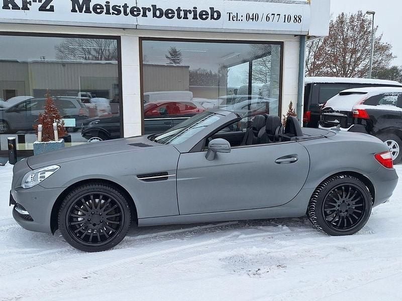 Gebraucht Mercedes SLK200 184 PS (135 kW) 2015 Grau Cabrio